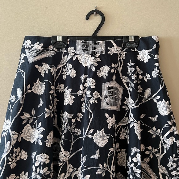 Talbots Black/Grey/White Bird Cages/Floral/Branches Print A-Line Skirt - Picture 8 of 14